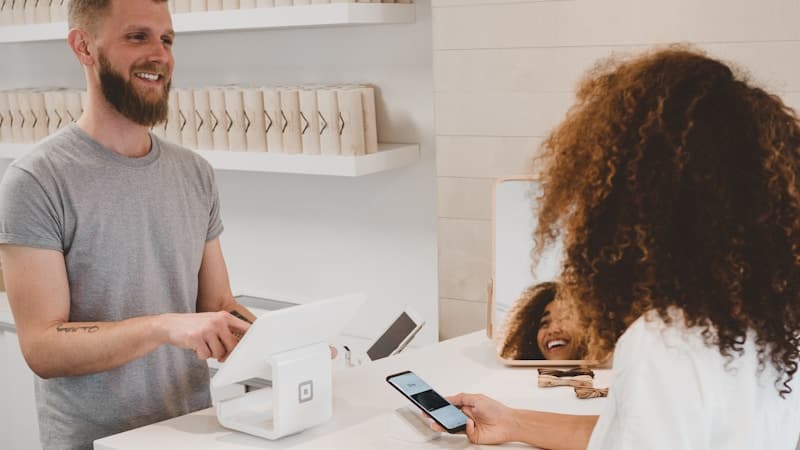 Investir avec un petit budget : comment placer 100 € par mois